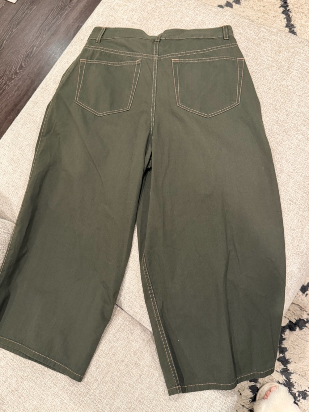 G Label by Goop De La Cruz Pleated Trousers - Picture 6 of 8